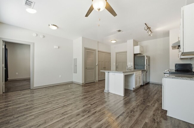 Photo - 782 Riverfront Pkwy Unit #102