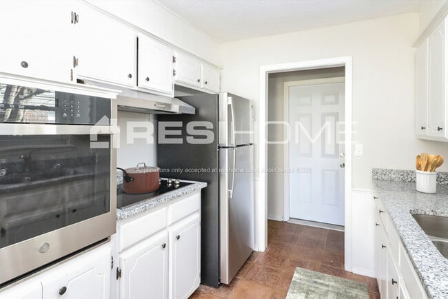 Photo - 1319 Atlanta Cir