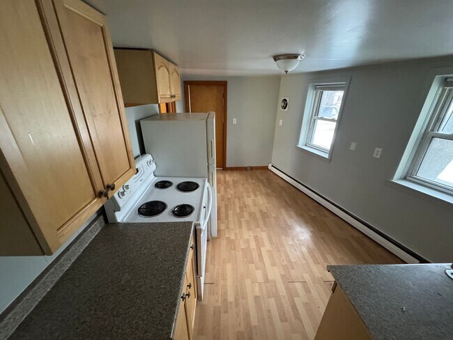 Photo - 10 Portland St Unit 3