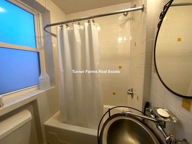 Photo - 1031 Tremont St