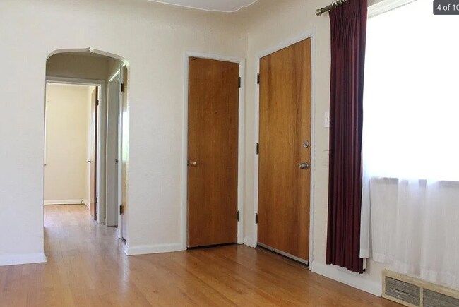 Building Photo - 1090 E Dartmouth Ave Rental