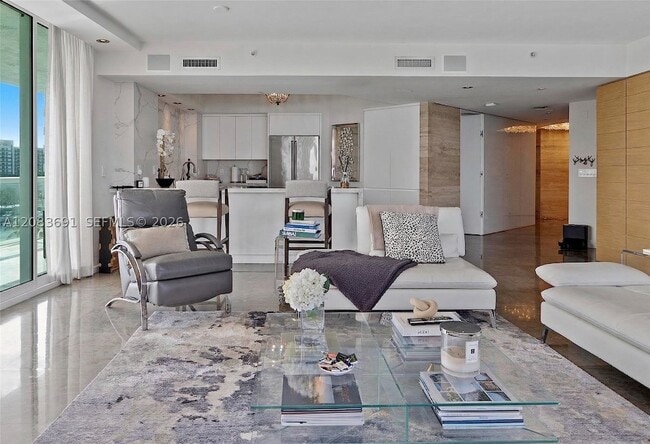 Photo - 10 Venetian Way Unit 804