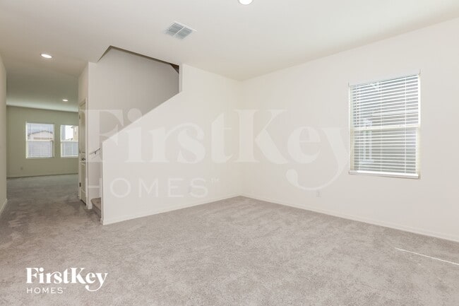 Photo - 3061 E Millennium Wy