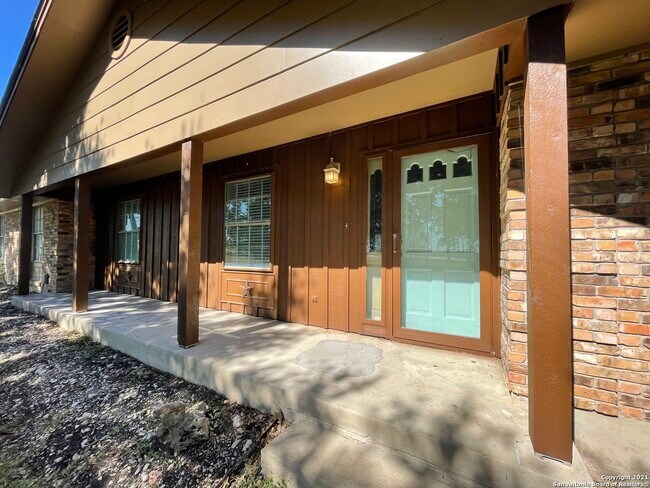 Photo - 10185 FM1101