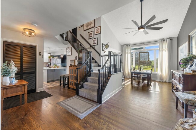 Photo - 1264 Bellevue Dr
