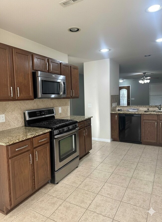 Photo - 2737 Sandberry Dr