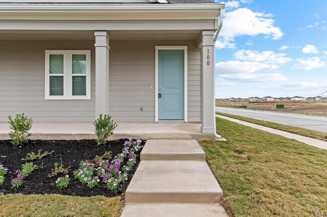 Photo - 100 Elm Br Trl