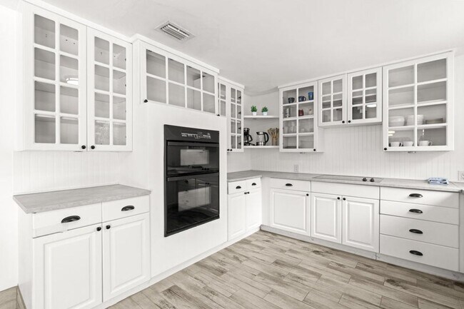 Photo - 19165 SE Homewood Ave