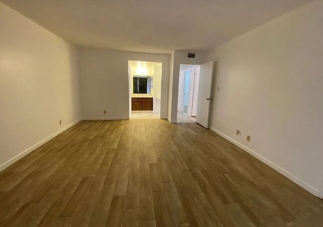 Photo - NE home for Rent – Spacious 3 Bedroom, 2 B...