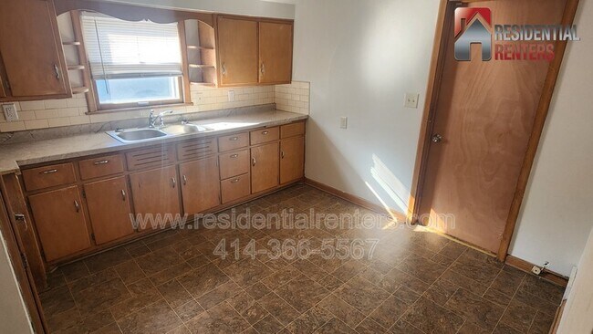 Photo - 5435A N 40th St Unit Upper