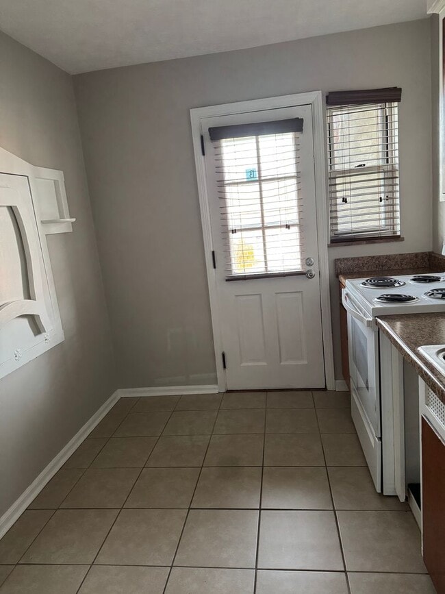 Photo - Updated 1 Bedroom in Bexley/Berwick Area Unit B