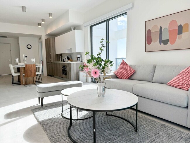 239 SW 9th St Unit SI FL18-ID1032215P