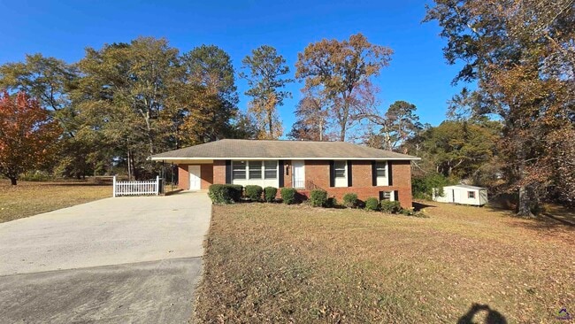 Building Photo - 101 Vivian Dr