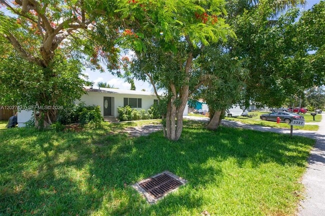 Photo - 3327 Sapphire Rd