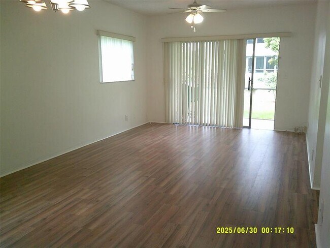 Photo - 5800 Margate Blvd Unit 411