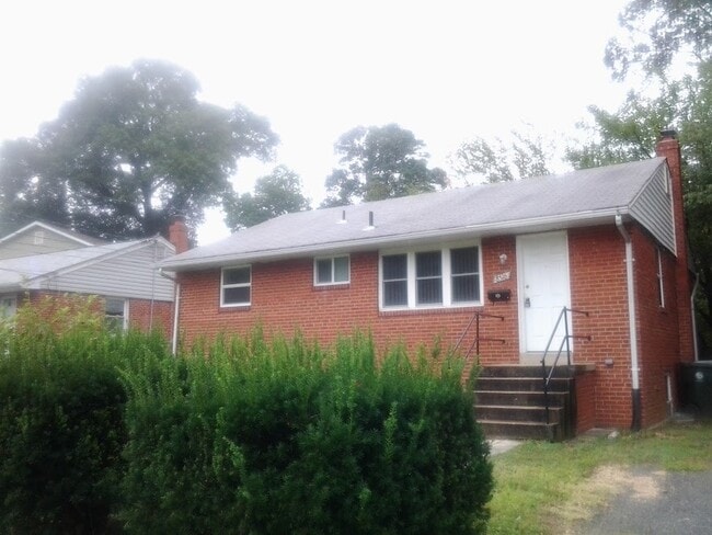 Building Photo - 8516 Potomac Ave