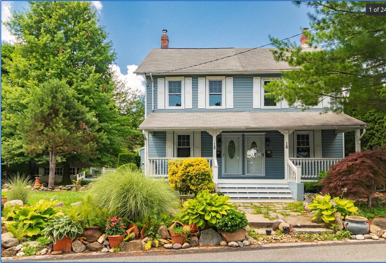 Photo - 18 Spring St