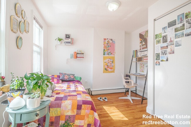 Photo - 238 Everett St Unit 2