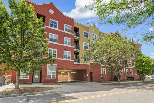 Clay Street Residences