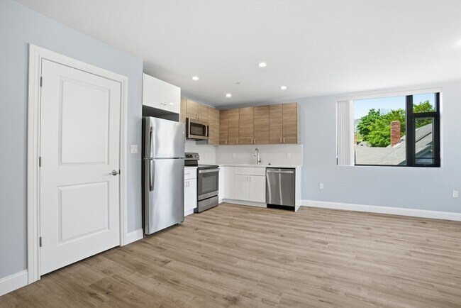 Photo - 632 Centre St Unit 303