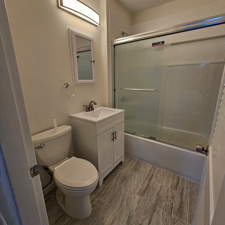 Photo - 70 Weston St Unit 2