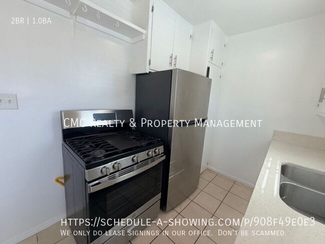 Building Photo - 3301 2nd St Unit 1