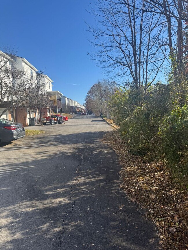 Photo - Updated Townhouse In Hunter Hills