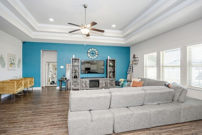 Photo - Beautiful 4 Bedroom 3 Bath Home!
