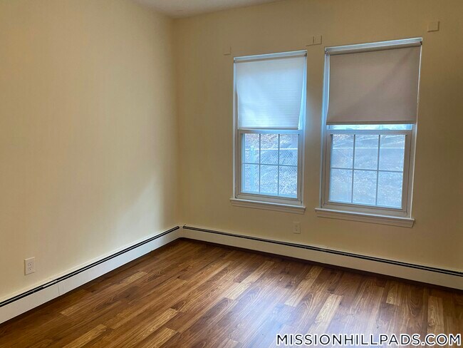 Photo - 62 S Huntington Ave Unit 12