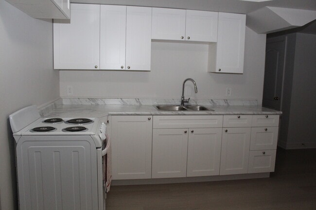 Photo - One bedroom basement apartment Unité 1