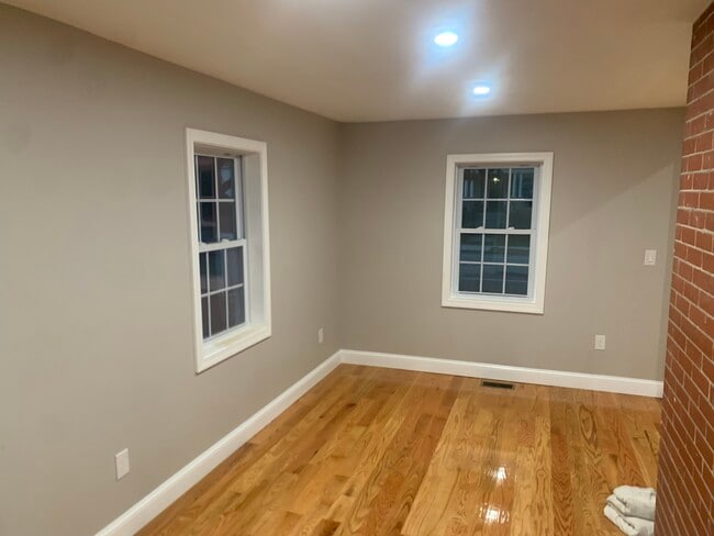 Sunroom - 56 June St Unit 1