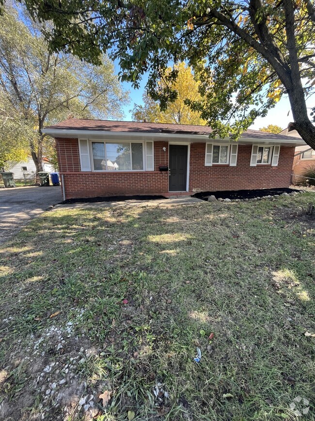 Building Photo - 1264 Beechwood Rd Rental