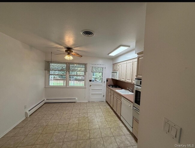 Photo - 7 Brentwood Dr