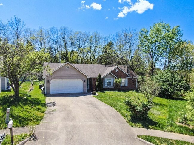 Building Photo - 2810 Jonquil Pl