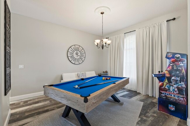 7 Woodfield Dr