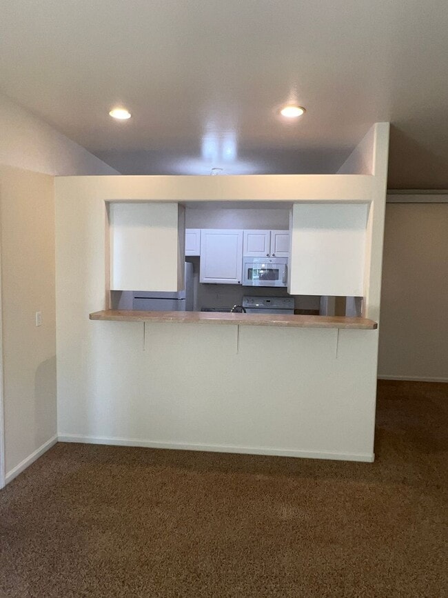 Photo - 1930 Monte Vista Dr Unidad 8