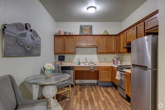 2BR, 1BA Shared