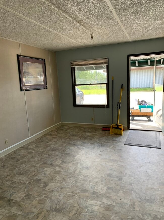 Photo - 2223 S Cushman St Unit Apt 227