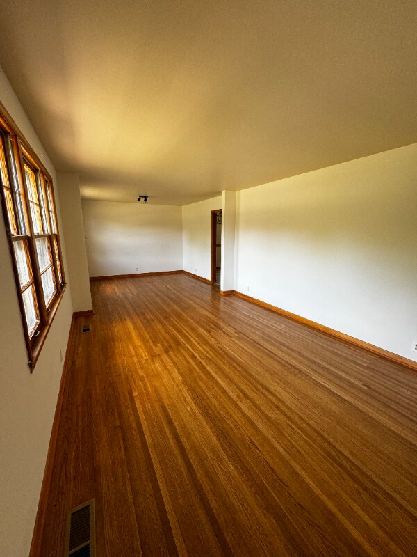 Photo - 219 Jacksonian Dr