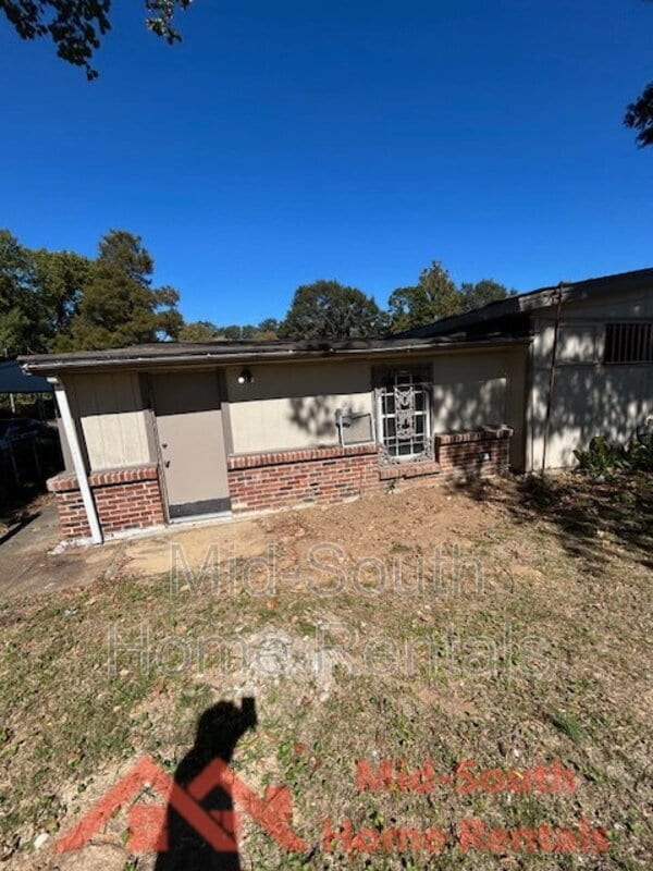 Photo - 803 Ledbetter Ave