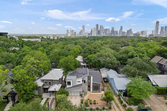 Photo - Modern Oasis in Bouldin Creek