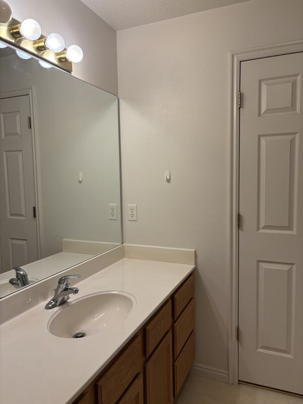 Photo - 1464 S 430 W