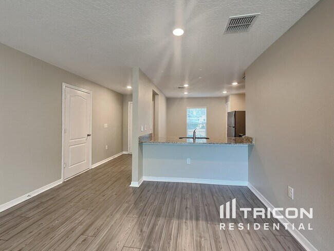 Photo - 12 Ponderosa Ln