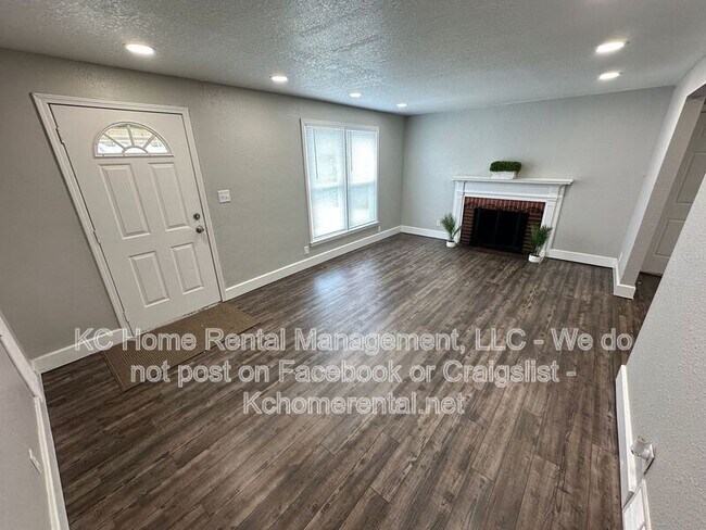 Photo - 127 W 85th St