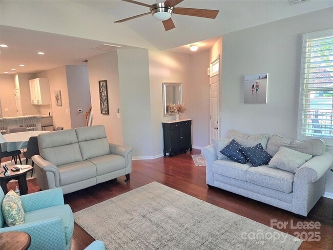 Photo - 809 Ledgestone Ct Unit _