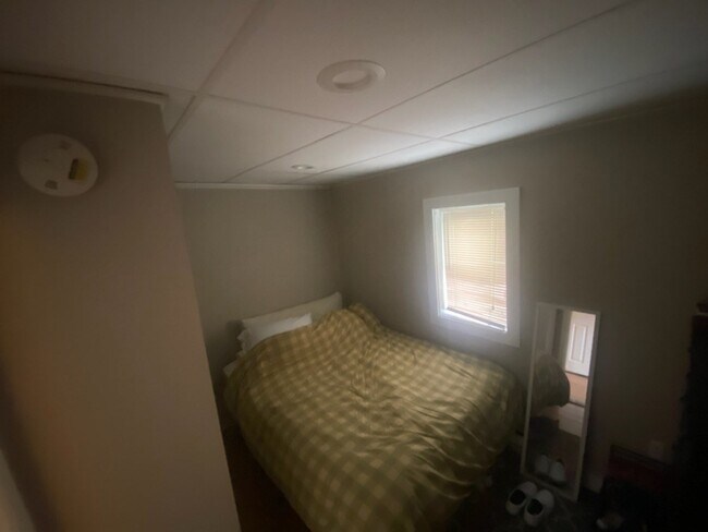 Photo - 352 E St Unit 1