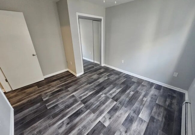 87 Jefferson St Unit 2