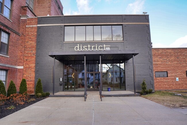 District 425