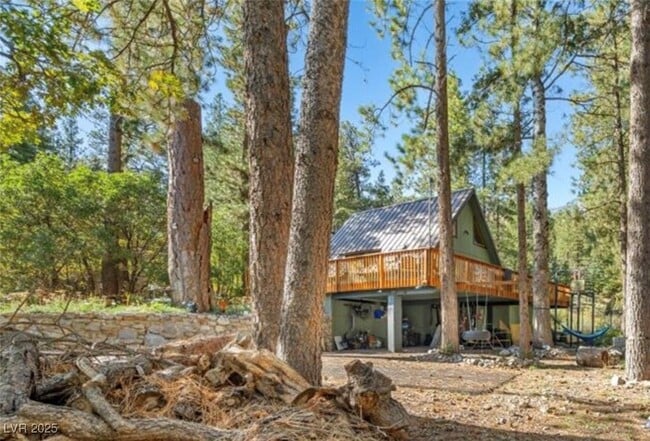 Building Photo - 223 Rainbow Canyon Blvd