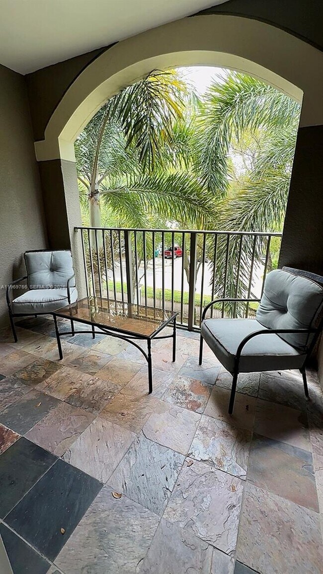 Photo - 6831 SW 44th St Unit 302